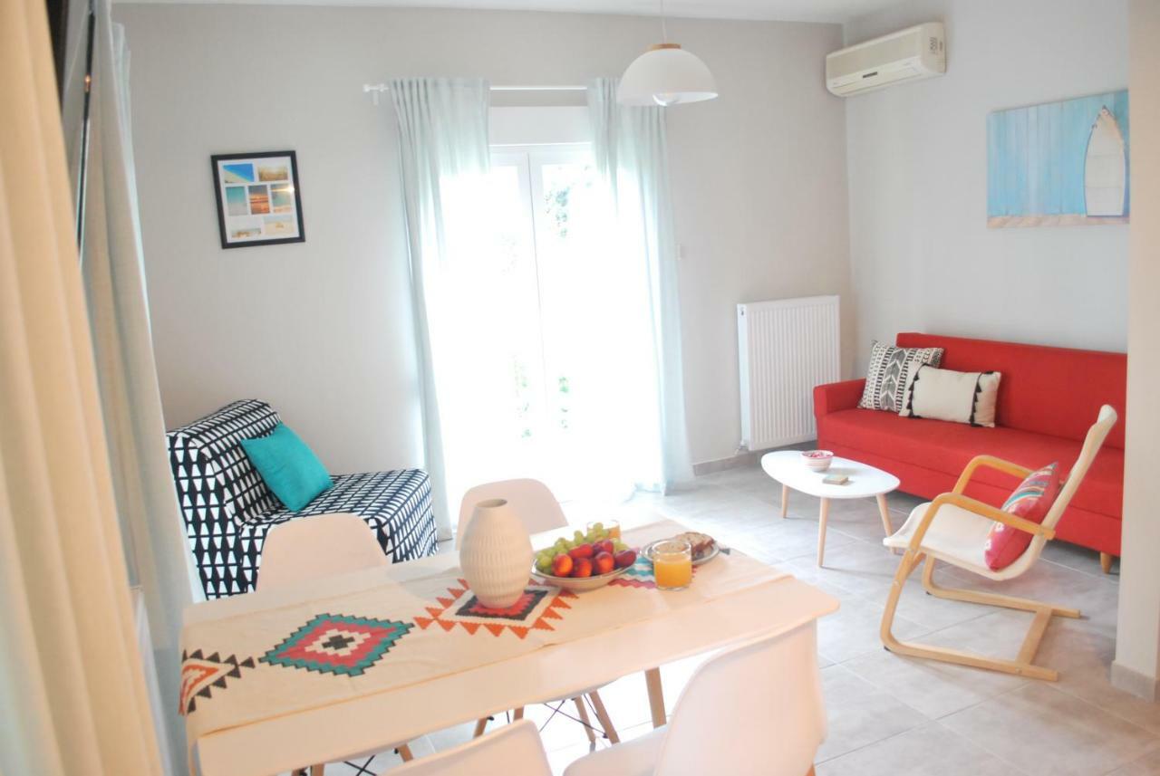 Cornelia Apartment PalaiónTsiflíkion Esterno foto