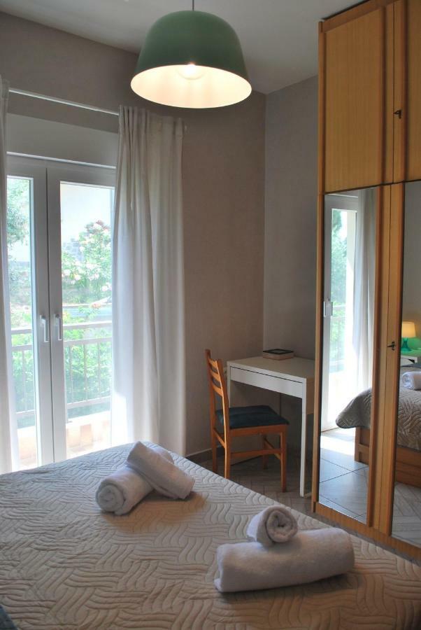 Cornelia Apartment PalaiónTsiflíkion Esterno foto